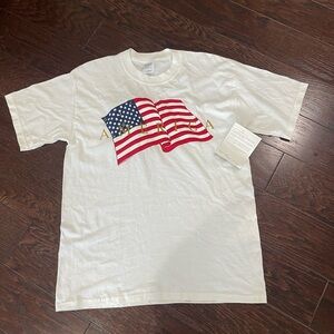 Vintage 80s 90s American Flag Shirt Size Medium Light Up T-Shirts Made In USA